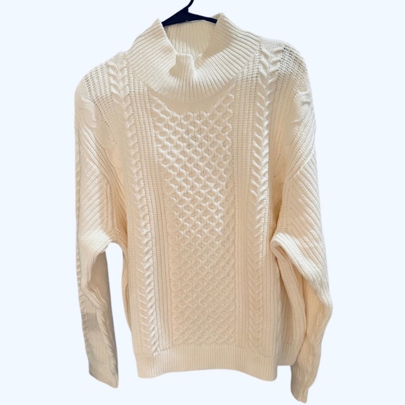Banana Republic Chunky Mixed Cable Knit Ivory Sweater Size XL. NWT - Picture 1 of 8
